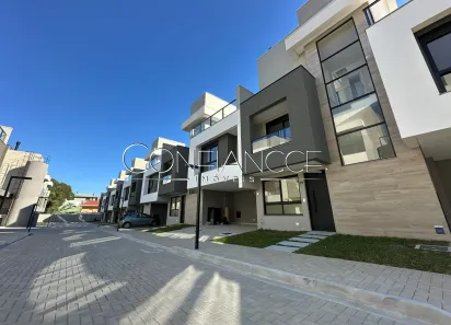 Casa de Condomínio com 3 Quartos à venda, 169m² no Santa Felicidade, Curitiba