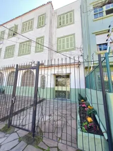 Kitnet com 1 Quarto para alugar, 26m² no Floresta, Porto Alegre