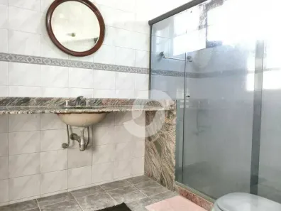 Casa com 4 Quartos à venda, 240m² no São Francisco, Niterói