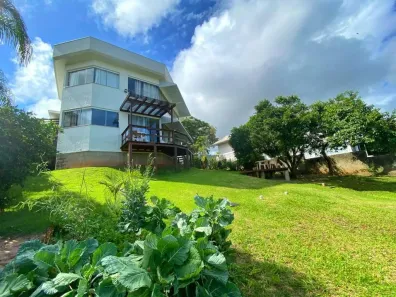 Casa com 3 Quartos à venda, 260m² no Lagoa da Conceição, Florianópolis