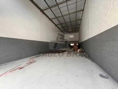 Galpão/Depósito/Armazém para alugar, 240m² no Taboão, Diadema