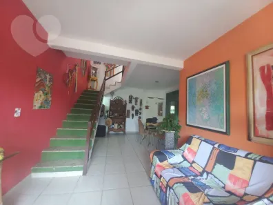 Casa com 3 Quartos à venda, 255m² no Itaipu, Niterói