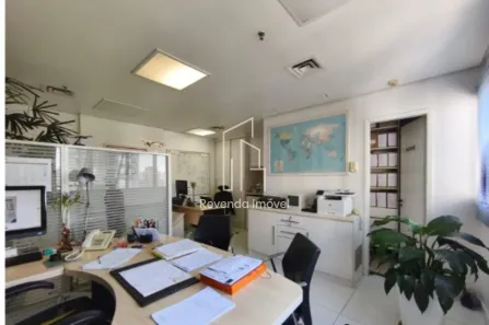 Sala Comercial à venda, 32m² no Santo Amaro, São Paulo