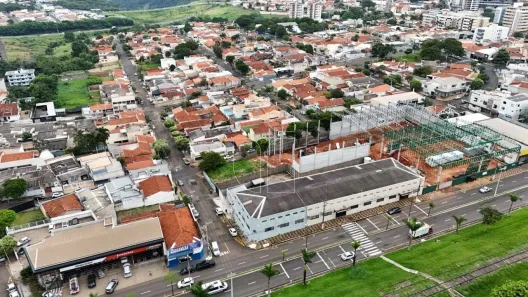 Imóvel Comercial para alugar, 1500m² no Fragata, Marília