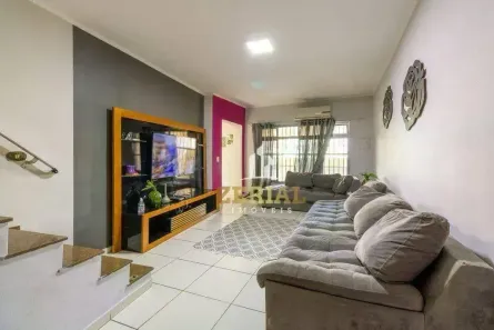 Sobrado com 3 Quartos à venda, 194m² no Parque Jaçatuba, Santo André