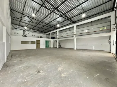 Galpão/Depósito/Armazém para alugar, 250m² no Flores, Manaus