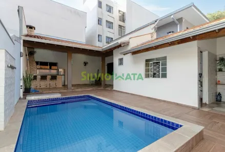 Sobrado com 3 Quartos à venda, 234m² no Zona 07, Maringá