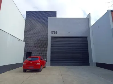 Galpão/Depósito/Armazém para alugar, 400m² no Serraria, Diadema