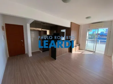 Apartamento com 2 Quartos para alugar, 60m² no Bucarein, Joinville