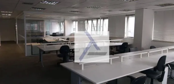 Sala Comercial para alugar, 246m² no Cerqueira César, São Paulo