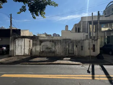 Imóvel Comercial com 3 Quartos à venda, 226m² no Cambuí, Campinas