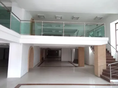 Prédio Comercial para alugar, 3000m² no Centro, Santos