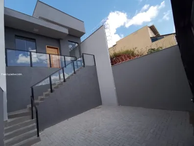 Casa com 3 Quartos à venda, 180m² no Novo Centro, Santa Luzia