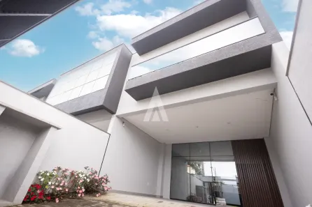 Sobrado com 3 Quartos à venda, 165m² no Santo Antônio, Joinville