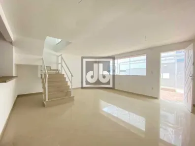 Casa de Condomínio com 4 Quartos à venda, 118m² no Jardim Guanabara, Rio de Janeiro