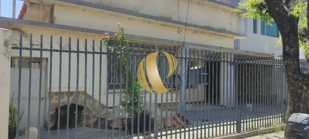 Casa com 4 Quartos para alugar, 242m² no Centro, Sete Lagoas