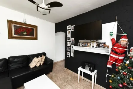 Casa com 6 Quartos à venda, 380m² no Água Branca, Contagem