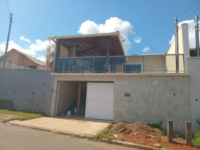 Casa com 3 Quartos à venda, 81m² no Shalimar, Lagoa Santa