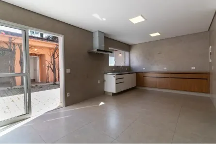 Casa com 3 Quartos à venda, 190m² no Moema, São Paulo