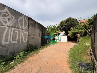 Lote/Terreno à venda, 200m² no Parque Jandaia, Carapicuíba