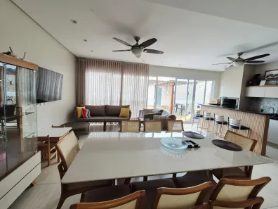 Sobrado com 4 Quartos à venda, 218m² no Setor Jaó, Goiânia
