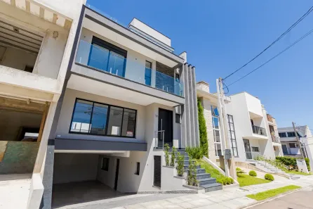 Casa de Condomínio com 4 Quartos à venda, 280m² no Alto Boqueirão, Curitiba