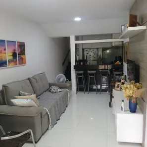Casa com 2 Quartos para alugar, 57m² no Itapuã, Salvador