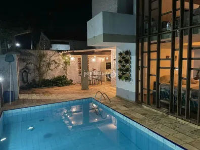 Casa com 4 Quartos à venda, 239m² no Balneário Praia do Pernambuco, Guarujá