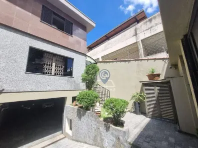 Sobrado com 3 Quartos à venda, 338m² no Vila Gumercindo, São Paulo
