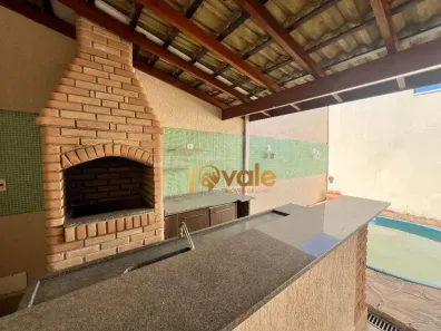 Casa de Condomínio com 2 Quartos à venda, 140m² no Loteamento Villa Branca, Jacareí