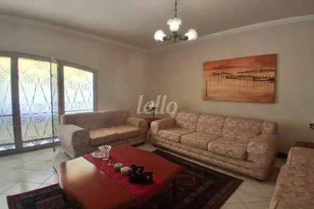 Casa com 4 Quartos para alugar, 450m² no Jardim Ibiratiba, São Paulo