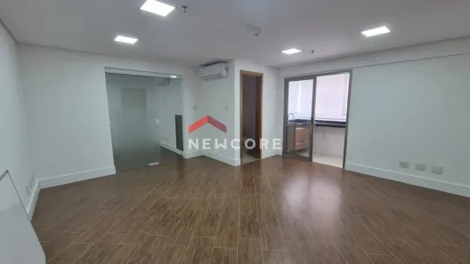 Sala Comercial à venda, 44m² no Marapé, Santos