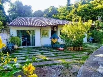 Casa com 4 Quartos à venda, 400m² no Piratininga, Niterói