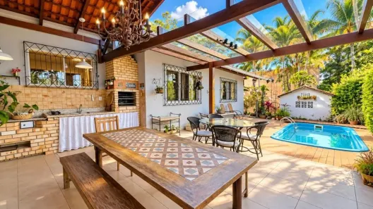 Casa com 3 Quartos para alugar, 210m² no Salto do Norte, Blumenau