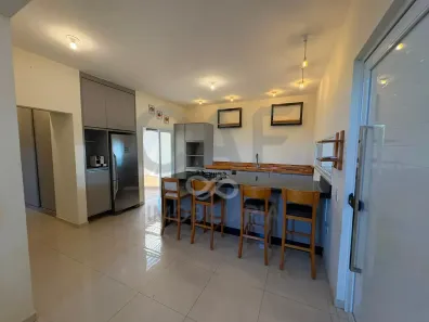 Casa de Condomínio com 3 Quartos para alugar, 201m² no , Holambra