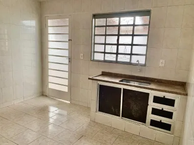 Casa com 2 Quartos para alugar, 88m² no Vila Industrial, Rio Claro