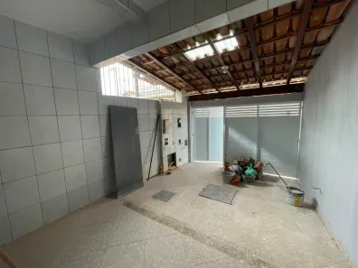 Casa com 3 Quartos para alugar, 100m² no Miramar, Macaé