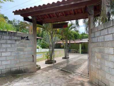 Fazenda/Sítio com 4 Quartos à venda, 1000m² no , Mairinque