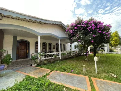 Casa de Condomínio com 3 Quartos para alugar, 300m² no Arujá Country Club, Arujá