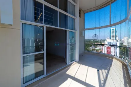 Apartamento com 3 Quartos para alugar, 243m² no Campo Belo, São Paulo
