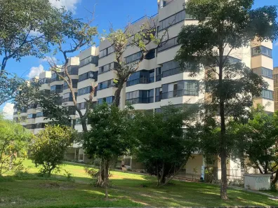 Apartamento com 3 Quartos para alugar, 93m² no Asa Norte, Brasília