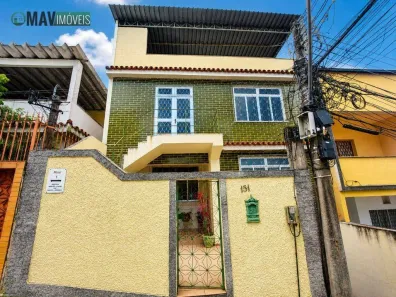 Casa com 3 Quartos à venda, 231m² no Vila Valqueire, Rio de Janeiro