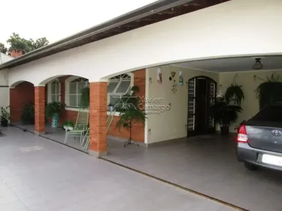 Casa com 4 Quartos à venda, 400m² no Jardim América, Rio Claro