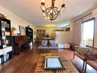 Apartamento com 5 Quartos à venda, 234m² no Centro, Londrina