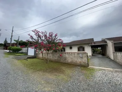 Casa com 3 Quartos à venda, 140m² no Vila Nova, Joinville