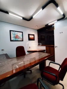 Sala Comercial para venda ou aluguel, 39m² no Centro, Taubaté