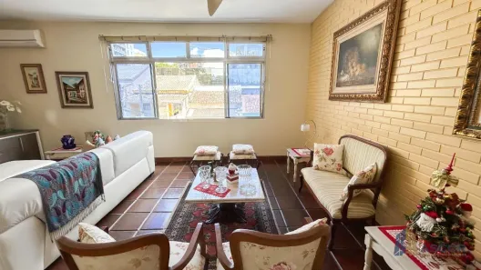 Apartamento com 4 Quartos para alugar, 154m² no Centro, Florianópolis