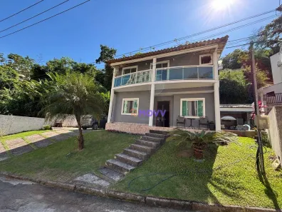 Casa de Condomínio com 5 Quartos à venda, 174m² no Maria Paula, São Gonçalo