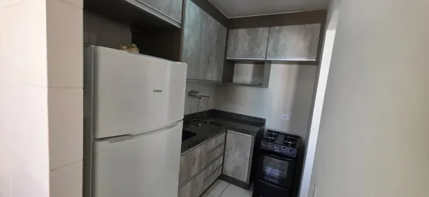 Apartamento com 2 Quartos para alugar, 45m² no Vila Vardelina, Maringá