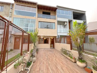 Casa com 2 Quartos à venda, 116m² no Guarujá, Porto Alegre